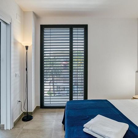 Pelosa Apartment Roses Eksteriør bilde