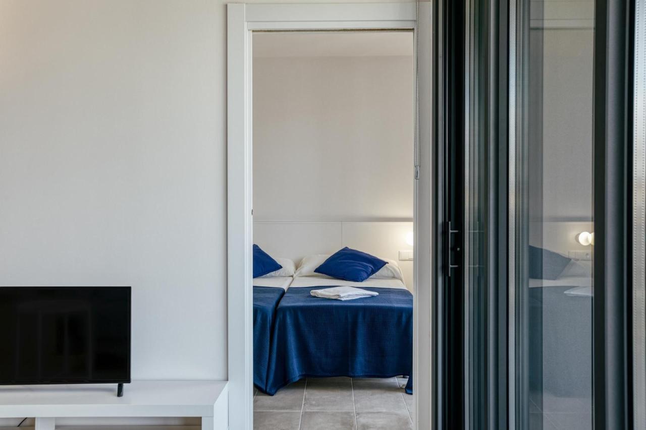 Pelosa Apartment Roses Eksteriør bilde