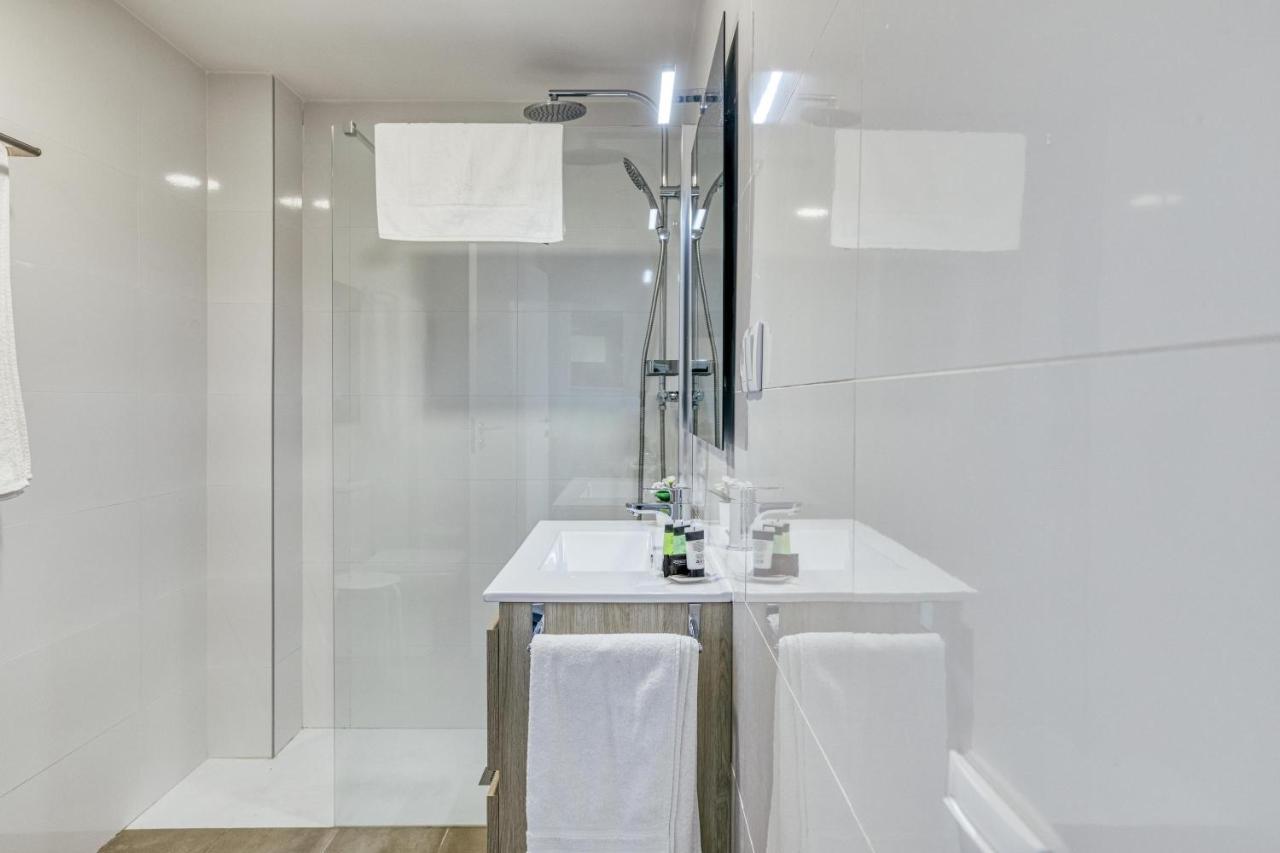 Pelosa Apartment Roses Eksteriør bilde